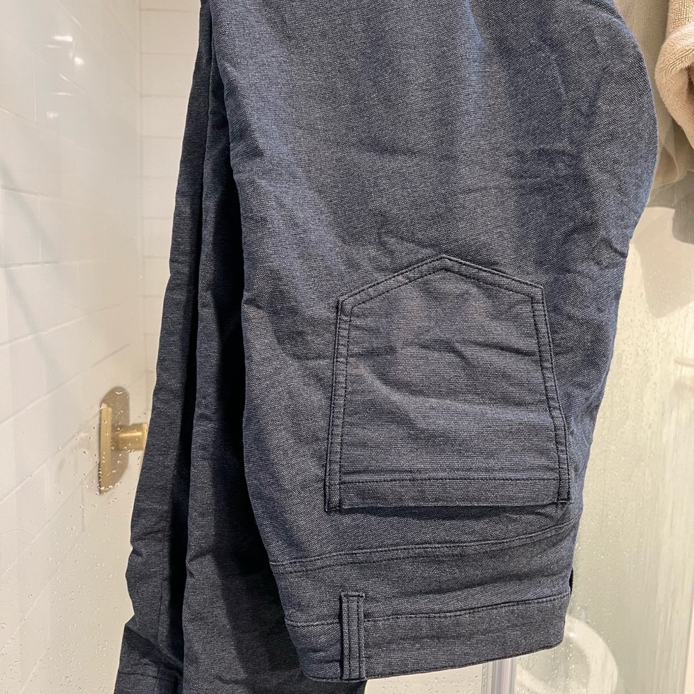 Lululemon ABC pant 32x32. Jeans like look